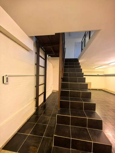 For sale - Office/Store/Beauty saloon in Ialta,  Ruse