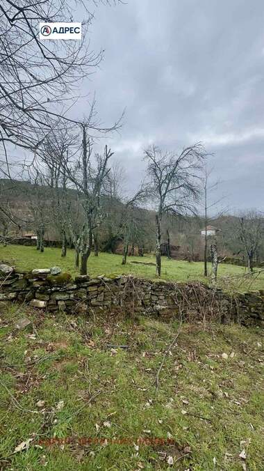 Vânzare - Casă în Aprilți,  Lovece