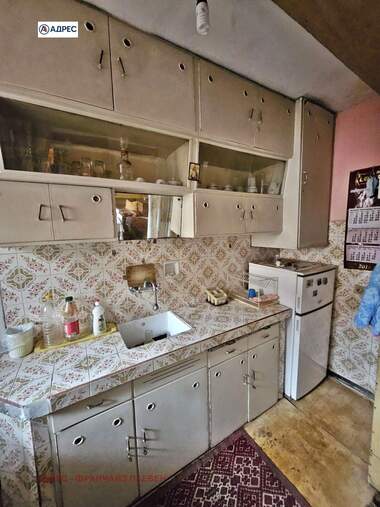 For sale - Floor of a house in Storgozia,  Pleven