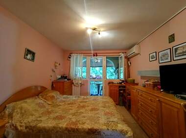 For sale - Floor of a house in Center,  Ruse