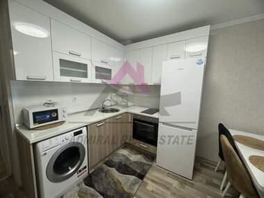 Închiriere - Apartament în Kolhozen pazar,  Varna