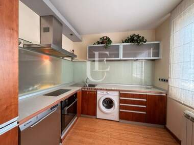 Închiriere - Apartament în Goțe Delceev,  Sofia