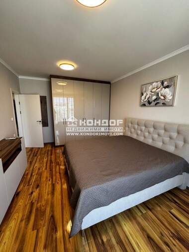 Vânzare - Apartament în Trakia,  Plovdiv
