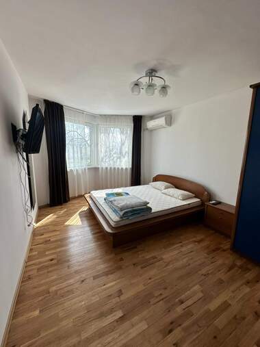 Închiriere - Apartament în Kărșiaka,  Plovdiv