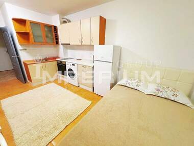 Închiriere - Apartament în Operata,  Varna
