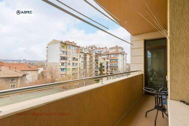Închiriere - Apartament în Ideal City Center,  Pleven