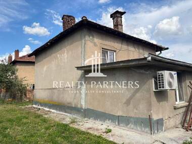 For sale - House in Studena,  Pernik