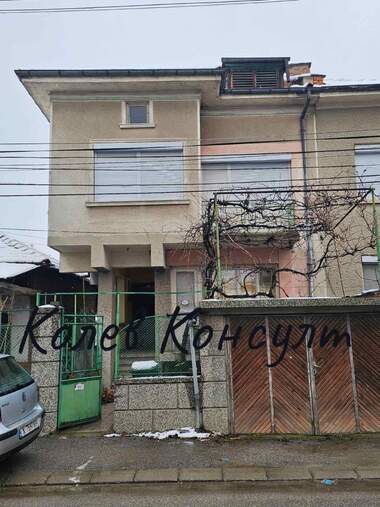 Продажба - Къща в Харманли,  Хасково