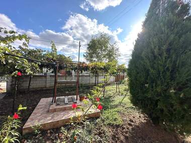 For sale - House in Pobeda,  Dobrich