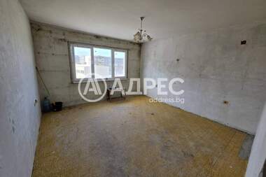 Vânzare - Apartament în Hale,  Iambol
