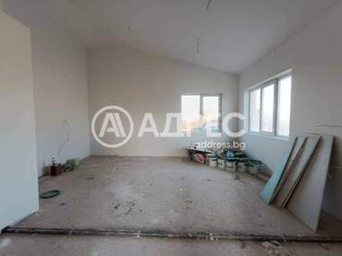 For sale - House in Prolesha,  Sofia Oblast