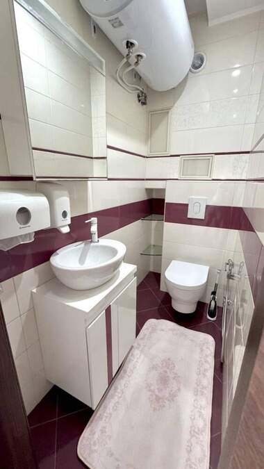 Închiriere - Apartament în Slaveîkov,  Burgas