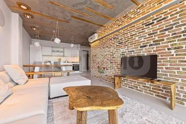 Închiriere - Apartament în Briz,  Varna