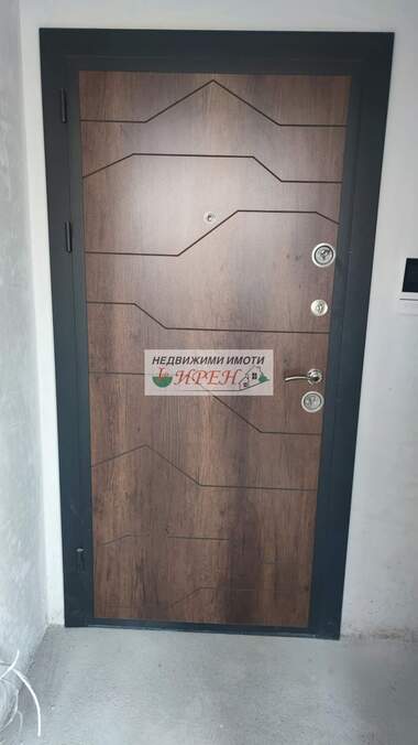Verkauf - Wohnung in Zentar,  Iambol