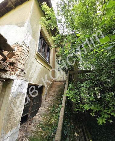 For sale - House in Karaisen,  Veliko Tyrnovo