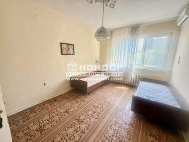 Vânzare - Etaj din casă în Center,  Plovdiv
