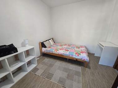 Miete - Wohnung in Wazrajdane,  Burgas