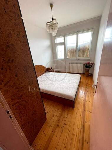 For sale - Floor of a house in Proslav,  Plovdiv