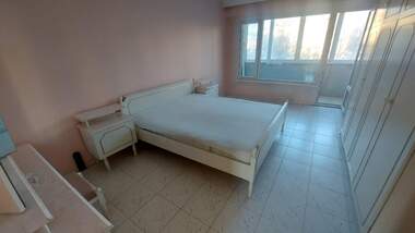 Продажба - Апартамент в Орфей,  Хасково