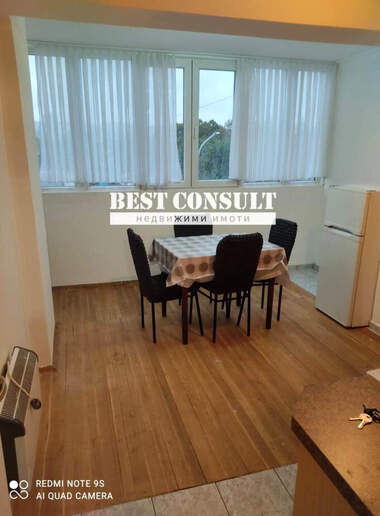 Închiriere - Apartament în Cearodeîka - Sever,  Ruse