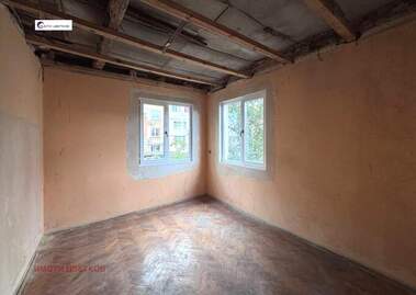 Verkauf - Etage von Haus in Kwartal 103,  Wraza