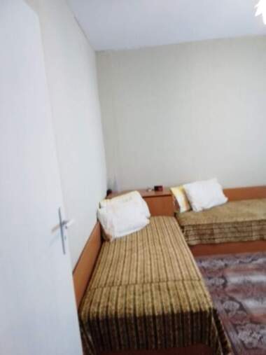 Închiriere - Apartament în Senicee,  Vrața