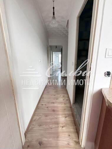 For sale - Apartment in Bolnicata,  Shumen