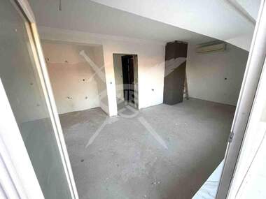 Vânzare - Apartament în Aîtos,  Burgas