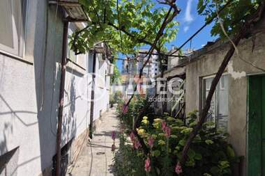 Vânzare - Casă în Avtogara,  Varna