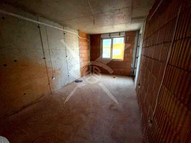 Verkauf - Wohnung in Komatewski wazel,  Plowdiw