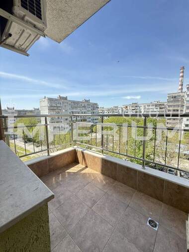 Продажба - Апартамент във Възраждане 1,  Варна