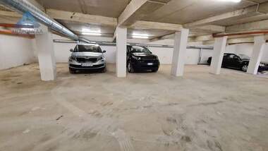 For sale - Garage in Ideal City Center,  Pleven