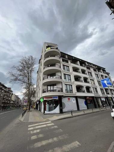 Miete - Wohnung in Mladejki halm,  Plowdiw