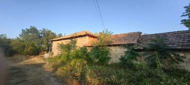 Продажба - Къща в Кривня,  Варна