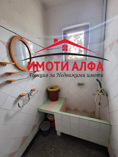 Πώληση - Όροφος από σπίτι σε Воеводски,  Хасково