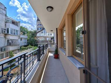 Vânzare - Apartament în Țentăr,  Burgas