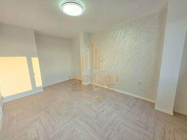 Vânzare - Apartament în Avtogara,  Varna