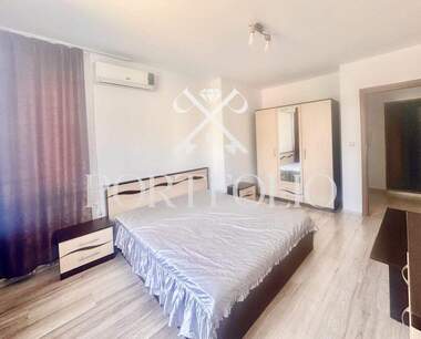 Miete - Wohnung in Lazur,  Burgas