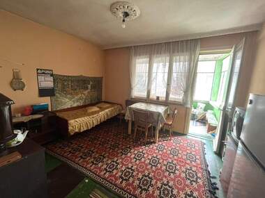 For sale - Floor of a house in Kazanlak,  Stara Zagora