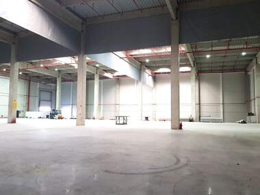 For rent - Storage/Storage Unit in Nova promishlena zona,  Ruse