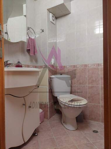 For rent - Apartment in Kolhozen pazar,  Varna