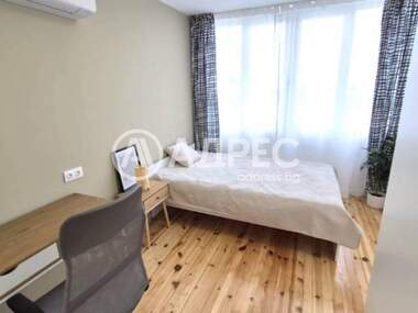 Închiriere - Apartament în Center,  Sofia