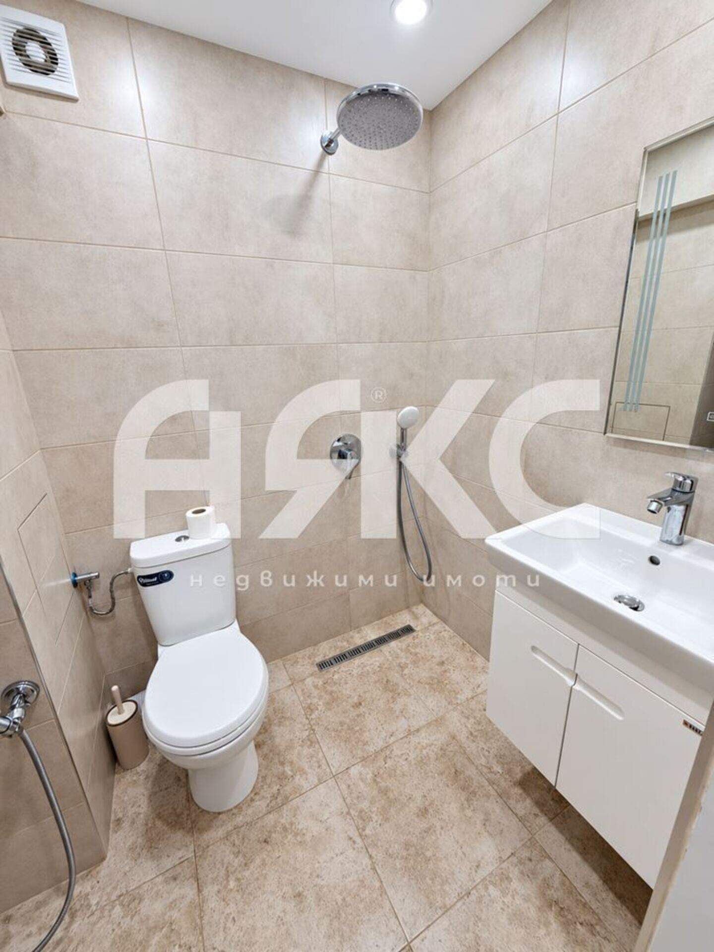 Üç odalı Apartman olarak Reduta, Sofia – fotoğraf 9