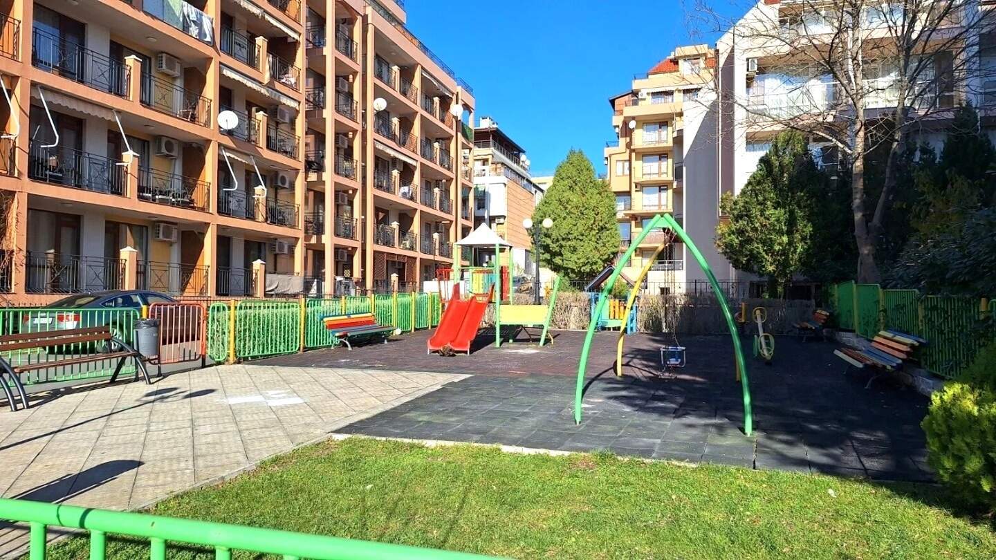 Двустаен Апартамент в Свети Влас, Бургас – снимка 8