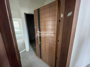 Vânzare - Apartament în Hristo Smirnenski,  Plovdiv