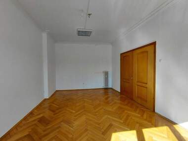Kira - Ofis olarak Center,  Sofia