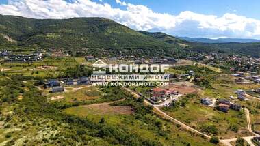 Vânzare - Teren de construcții în Markovo,  Plovdiv