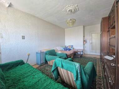 Продажба - Апартамент в Родина 2,  Русе