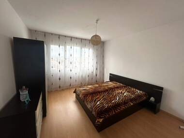 Vânzare - Apartament în Iztok,  Pazardjik