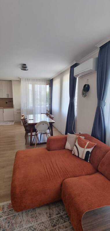 For sale - Apartment in Osvobojdenie,  Razgrad